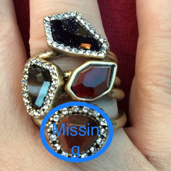 Chloe+Isabell Rebel Rebel Set (Missing 1 Ring) - Picture 2 of 12